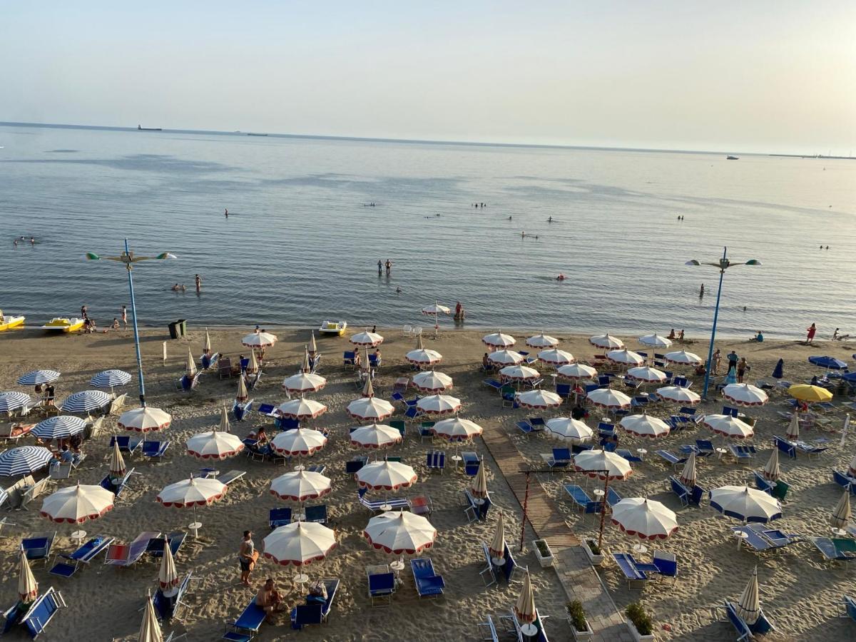Hotel Alion Δυρράχιο Εξωτερικό φωτογραφία